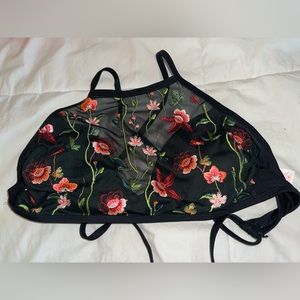 Size medium bikini top